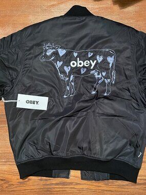 NWT Size M OBEY Quilted Bomber Jacket